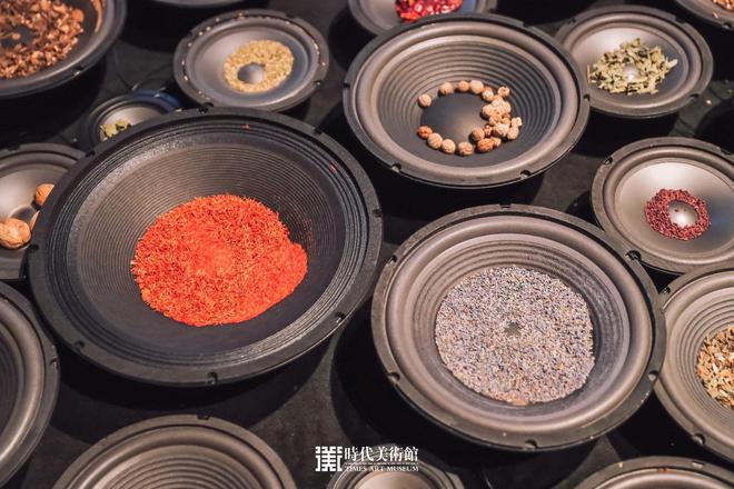 时代·新展 “域·绘·场：路与文化的相遇”当代艺术展正式启幕