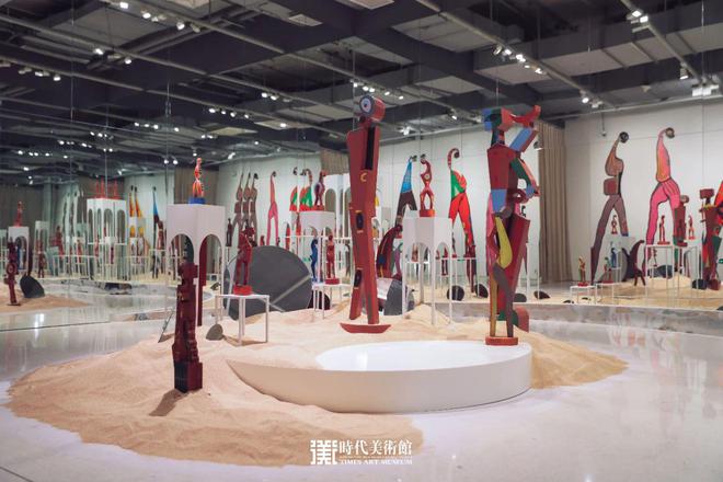 时代·新展 “域·绘·场：路与文化的相遇”当代艺术展正式启幕