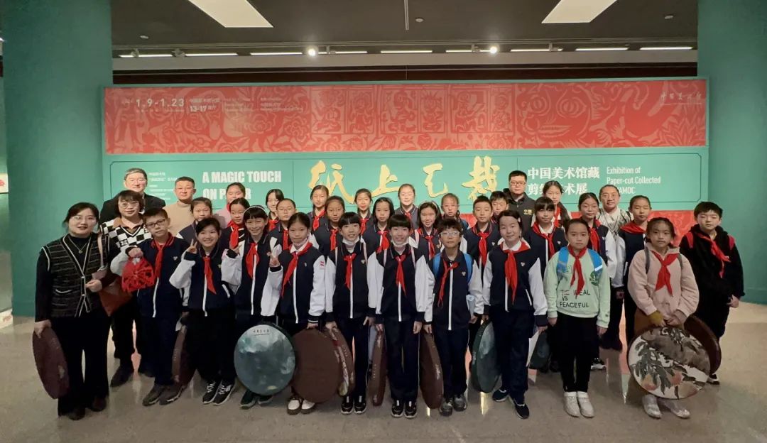 中国美术馆寒假公教活动让青少年体验传统文化