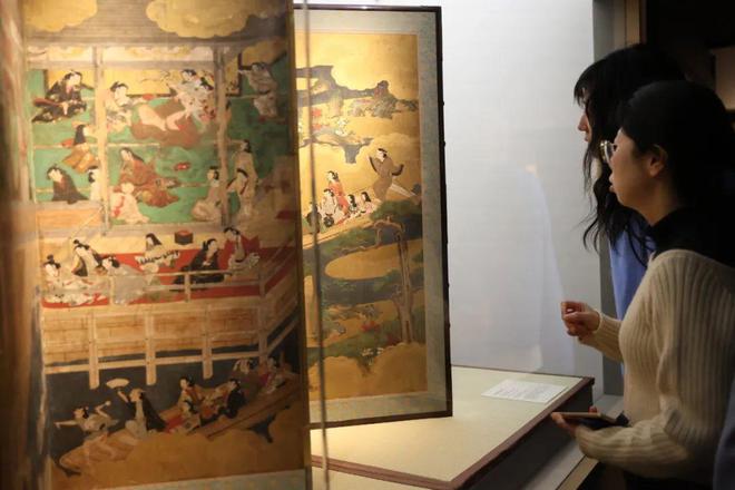 看上海浓浓“艺术年”：上博日均两万人，中华艺术宫日均过万