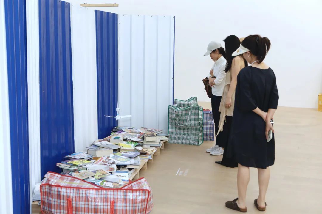2黄永砅＆沈远：“小的仍然是美好的？”展览现场